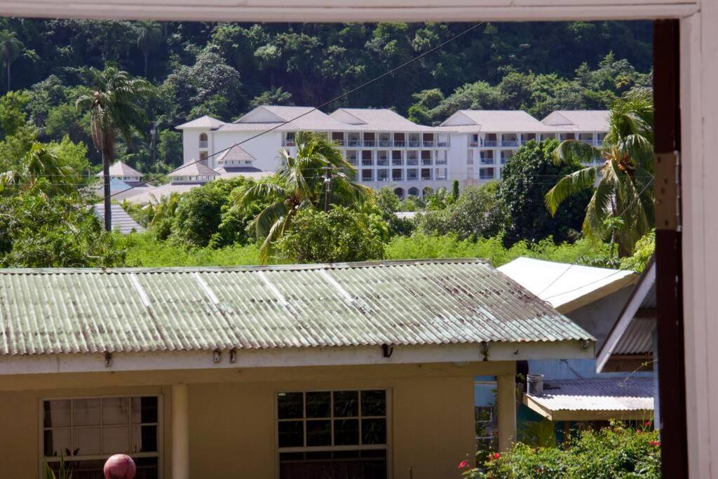 Taylor'S Retreat - 5Min To Sandals Resort & Beach Buccament Exteriér fotografie